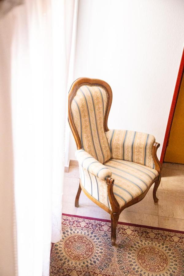 Hotel Adonis Mécovo Kültér fotó